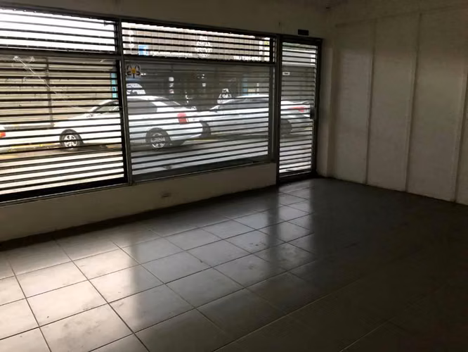En Centro Comercial San Rafael.
