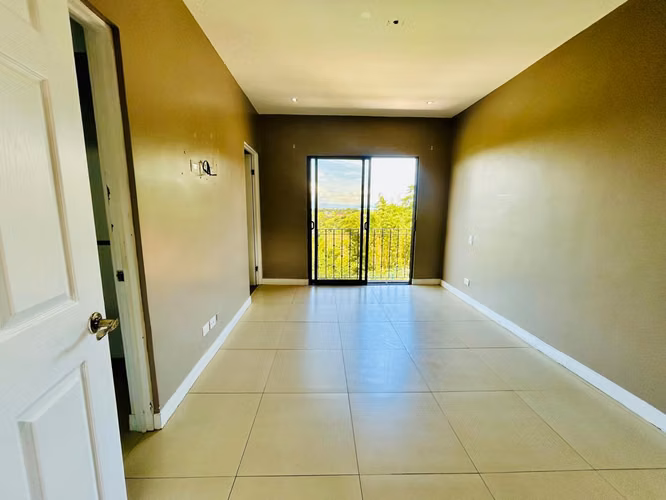 Venta de casa en Condominio Atocha, Ulloa, Heredia, Remate - Imagen 10
