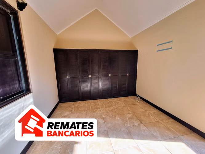 Venta de casa, Bosques de Doña Rosa con piscina propia, Belén, Heredia