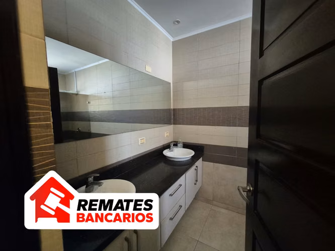 Venta de casa, Bosques de Doña Rosa con piscina propia, Belén, Heredia