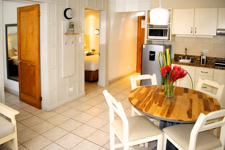 APARTAMENTO EN SABANA NORTE. MATA REDONDA.