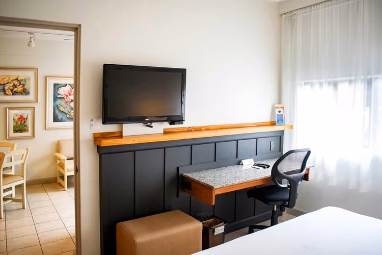 APARTAMENTO EN SABANA NORTE. MATA REDONDA.