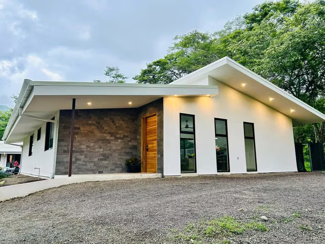 Casa de 3 Habitaciones en Alquiler en Catalina Cove, Brasilito - Imagen 2