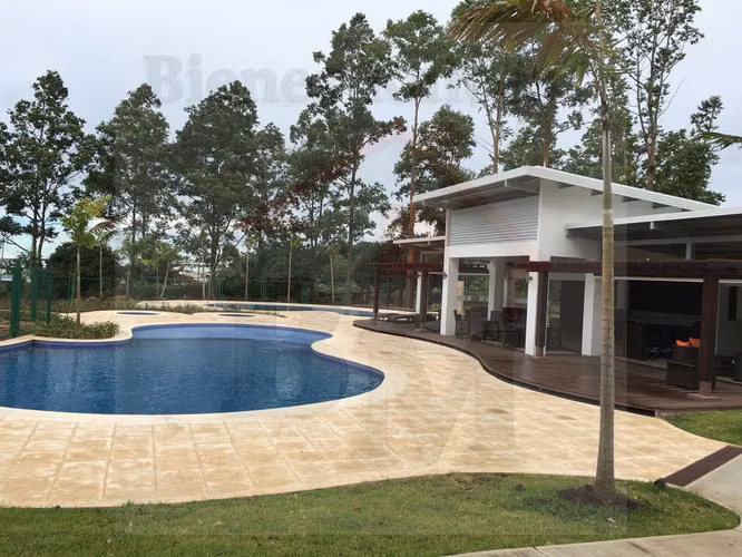 Se Vende Apartamento en Condominio en Heredia !!! - Imagen 11