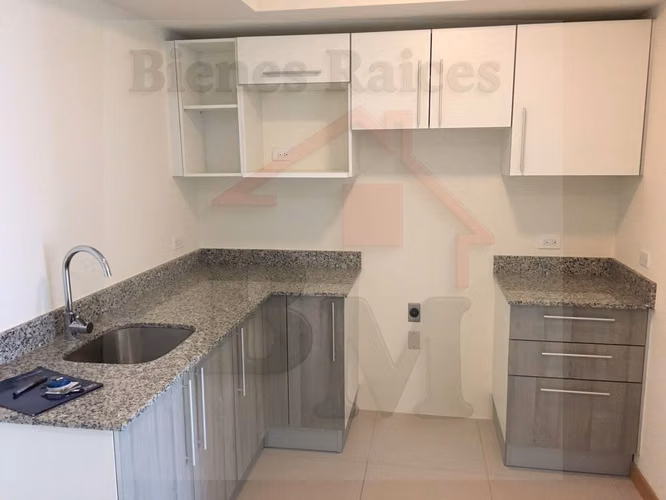 Se Vende Apartamento en Condominio en Heredia !!! - Imagen 3