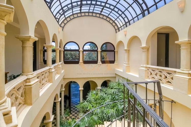 Lujosa Mansión en un Residencial Exclusivo, Santo Domingo de Heredia
