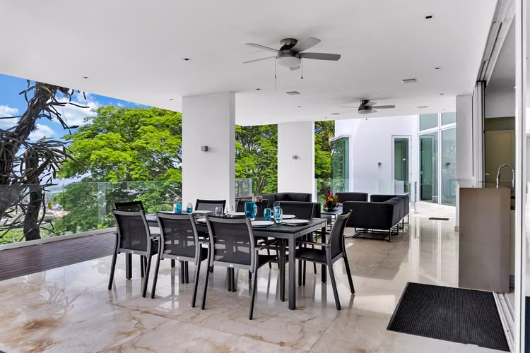 Se vende Casa de Lujo, Ciudad Colon, Cerro Colón