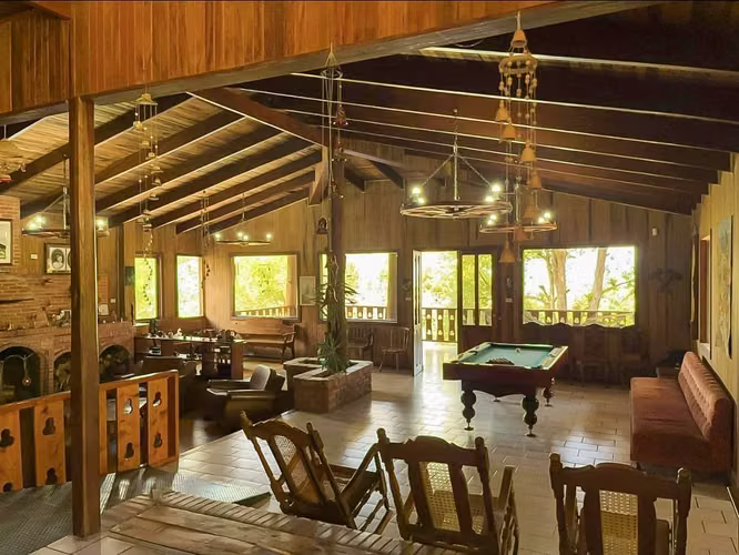 Refugio de montaña y potencial Hotel-Azulillos de Tarbaca - Imagen 8