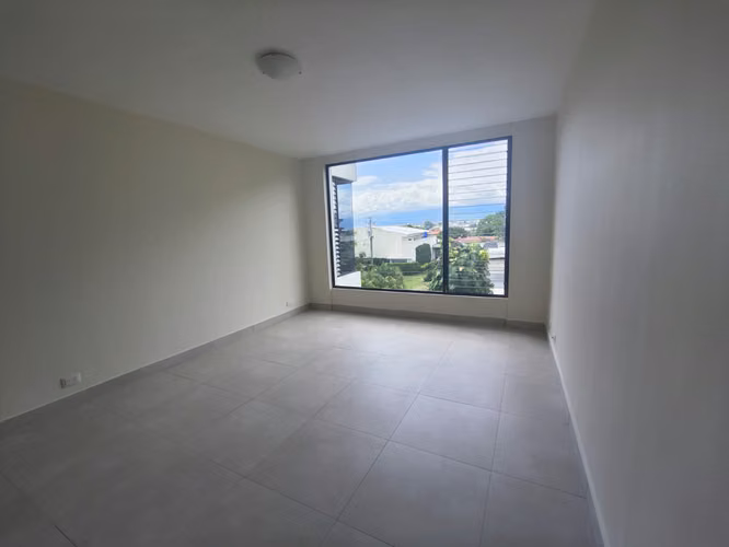 Bello apartamento en RENTA Bello Horizonte Escazu amplio y moderno - Imagen 14