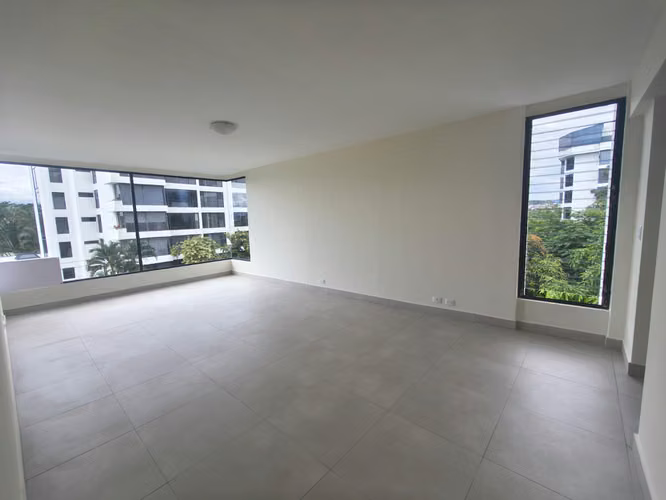 Bello apartamento en RENTA Bello Horizonte Escazu amplio y moderno - Imagen 9
