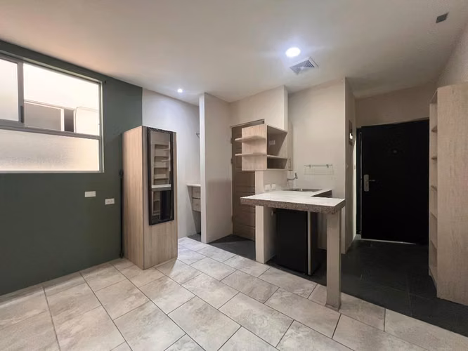 Alquiler de apartamento tipo estudio ,parqueo , gym , terraza en San Pedro , Vargas Araya - Imagen 5