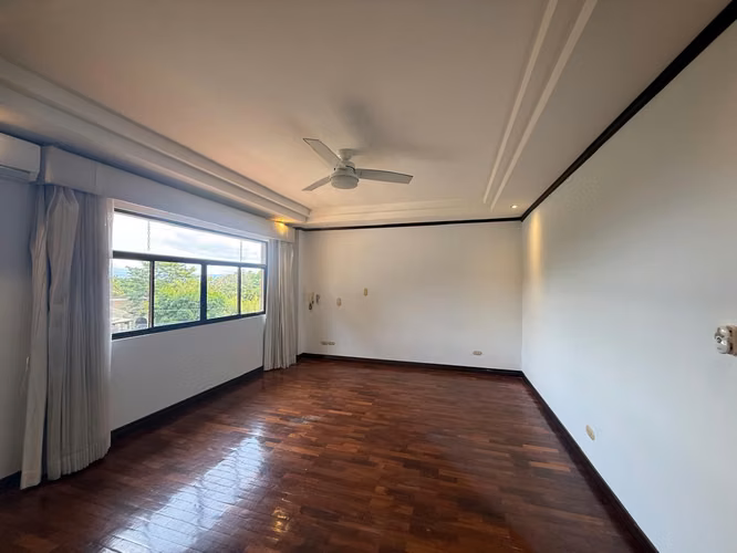 Casa en Condominio en San Rafael de Escazu