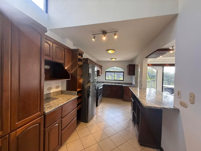 Casa en Condominio en San Rafael de Escazu