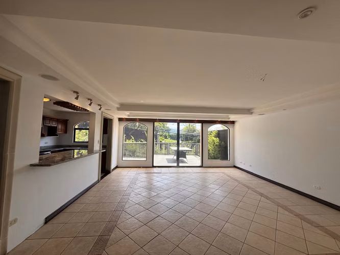 Casa en Condominio en San Rafael de Escazu