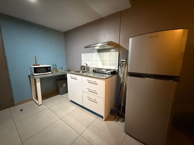 Venta de Apartamento en Curridabat (incluye menaje)