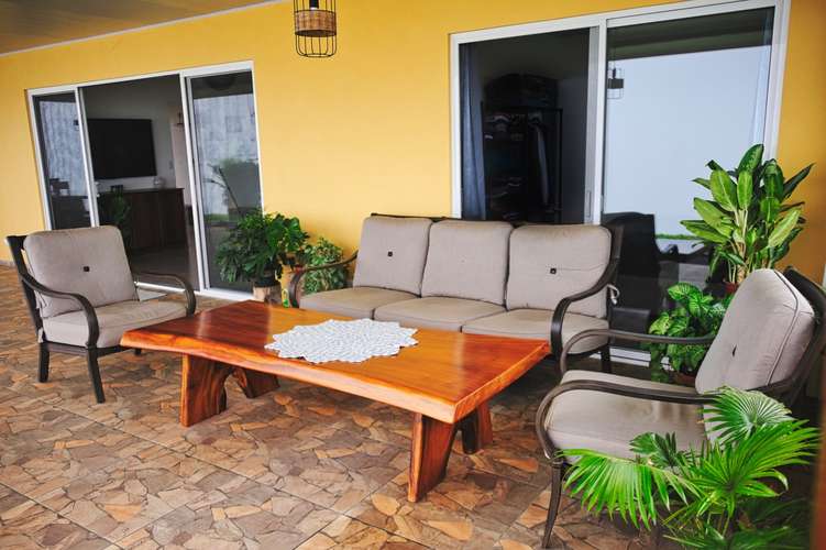 Residencia Privada con Vista Permanente al Mar y 5,000 m² en Montes de Oro, Costa Rica