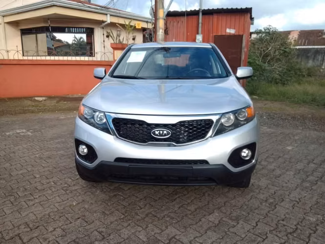 KIA SORENTO TURBO DIESEL 2010