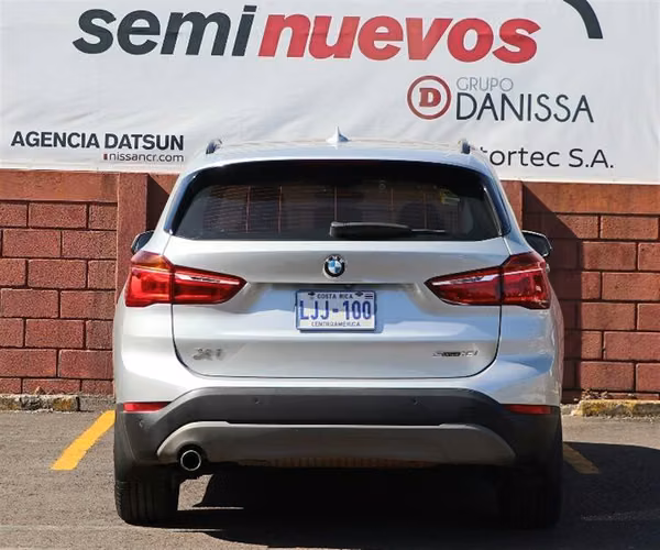 BMW X1 2019 AUTOMÁTICA GASOLINA GRIS