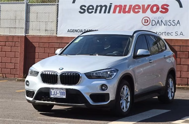 BMW X1 2019 AUTOMÁTICA GASOLINA GRIS