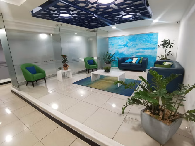 Sabana Sur, hermoso-amplio 193m2, muy fino, 3 hab, 2.5 baños, sala TV, vista espectacular. - Imagen 17