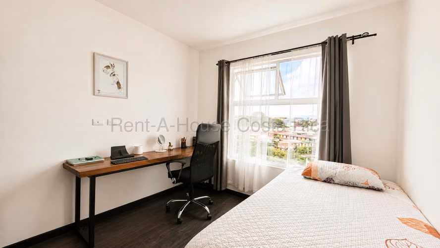 Venta de Apartamento en Condominio, Curridabat | 2 Habitaciones | 2 Parqueos + Bodega