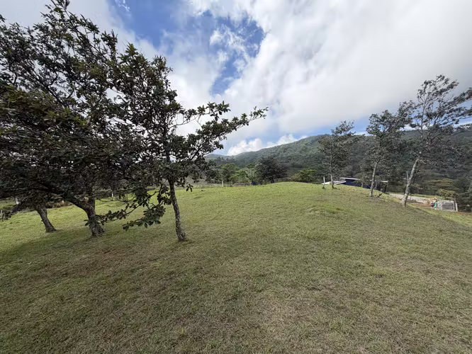 Lote en Venta - Montañas de San Ramon.
