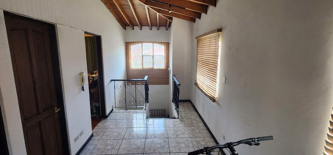 Edificio de 3 Apartamentos en Venta – Moravia, San José - Imagen 13