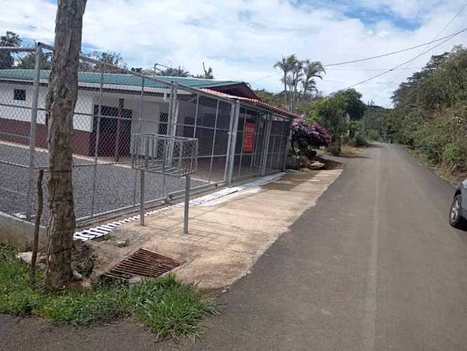 SE VENDE HERMOSA CASA EN SAN RAMÓN, PIEDADES SUR, QUEBRADILLA