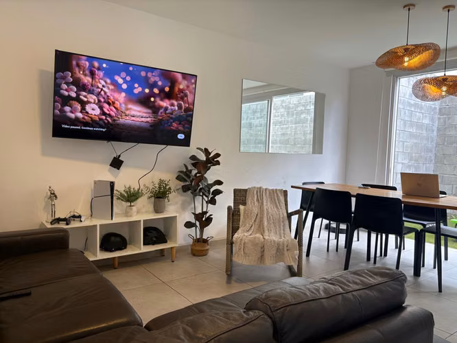 Venta de Moderna Casa en Condominio Nasara, Piedades de Santa Ana, Precio oportunidad: $310.000** - Imagen 6