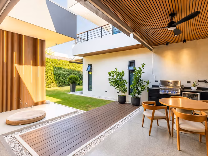 Venta de Casa en  Santa   Ana  Condominio Exclusivo