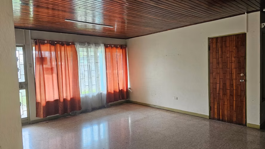 Propiedad Uso Comercial en el centro de San Ramón, Alajuela - Imagen 3