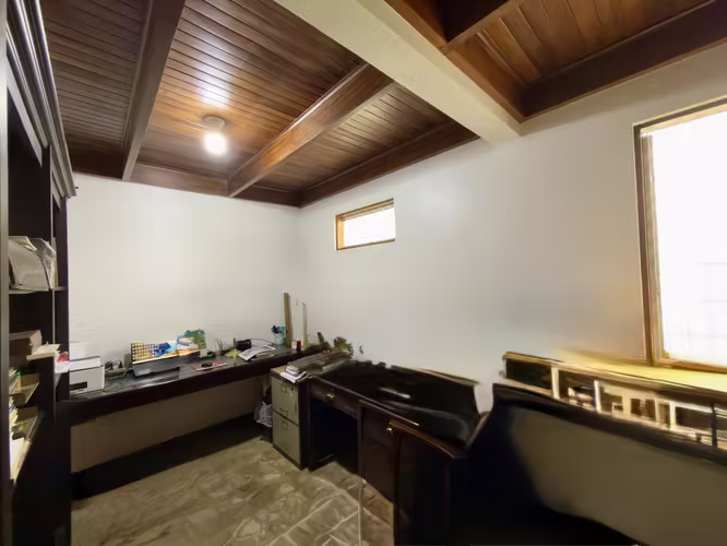 Casa Esquinera de una planta en San Francisco de Dos Rios (CT)