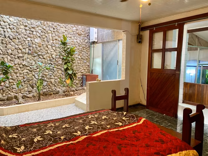 Casa Amueblada en Alquiler – Atenas Centro - Imagen 9