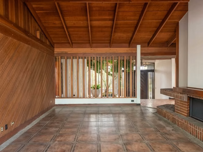 ALQUILER DE CASA EN ROHMOSER CON USO DE SUELO COMERCIAL - Imagen 2