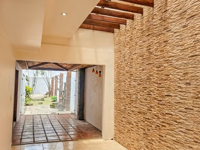 ALQUILER DE CASA EN ROHMOSER CON USO DE SUELO COMERCIAL - Imagen 15