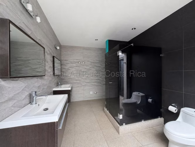 Venta casa amplia de 1 nivel con jardines y vistas #26-1877 GS - Imagen 8