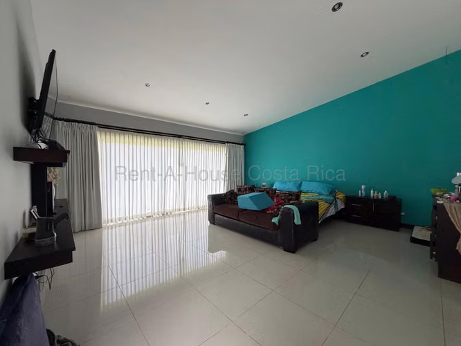 Venta casa amplia de 1 nivel con jardines y vistas #26-1877 GS - Imagen 13