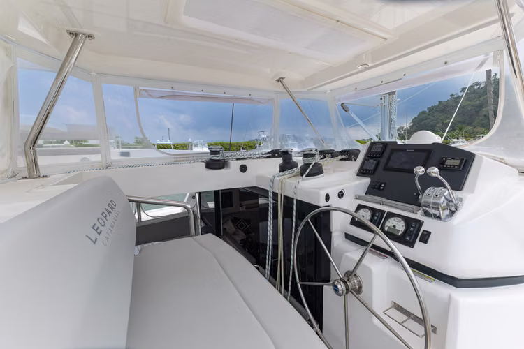 45ft  2021  Leopard 45