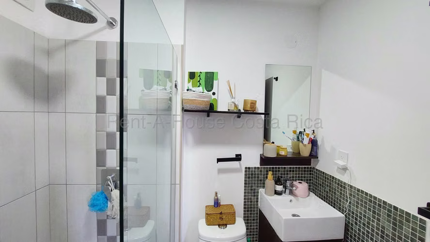 Apartamento con Hermosa Vista a los Volcanes en Concasa, San Rafael, Alajuela - Imagen 11
