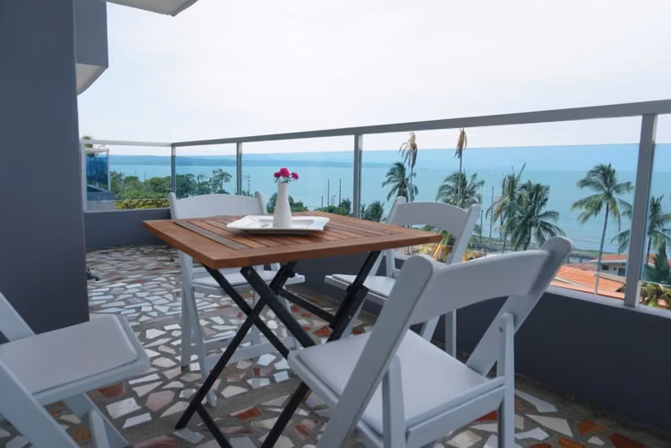 APARTAMENTO DE LUJO CON VISTA AL MAR EN TORRES PUNTARENAS