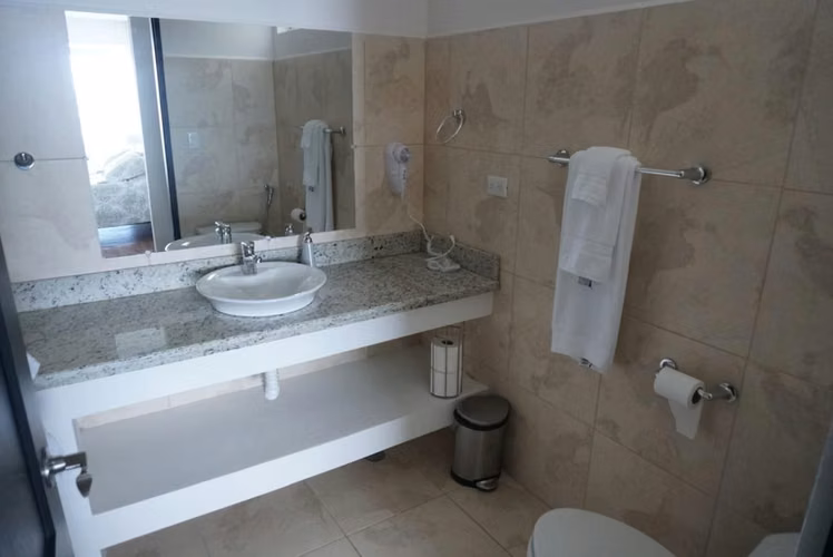 APARTAMENTO DE LUJO CON VISTA AL MAR EN TORRES PUNTARENAS