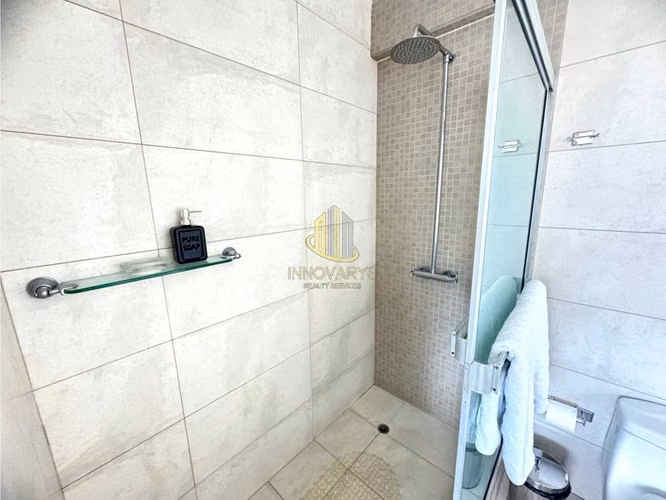 Venta apto amoblado 2 cuartos en Torre cerca de Multiplaza, Escazú #9272511 - Imagen 16