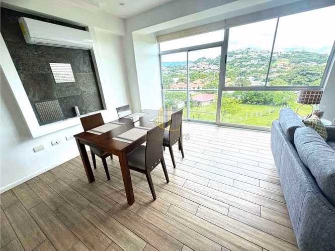 Venta apto amoblado 2 cuartos en Torre cerca de Multiplaza, Escazú #9272511 - Imagen 3