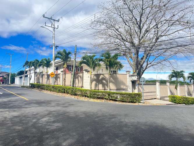 Venta lote independiente excelente ubicación - Imagen 12