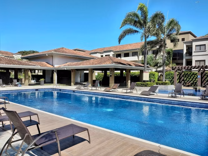 Oferta! Montesol, amueblado, hermoso-fino-como nuevo, 1 hab, A/C, 1.5 baños, terraza, patio. - Imagen 13