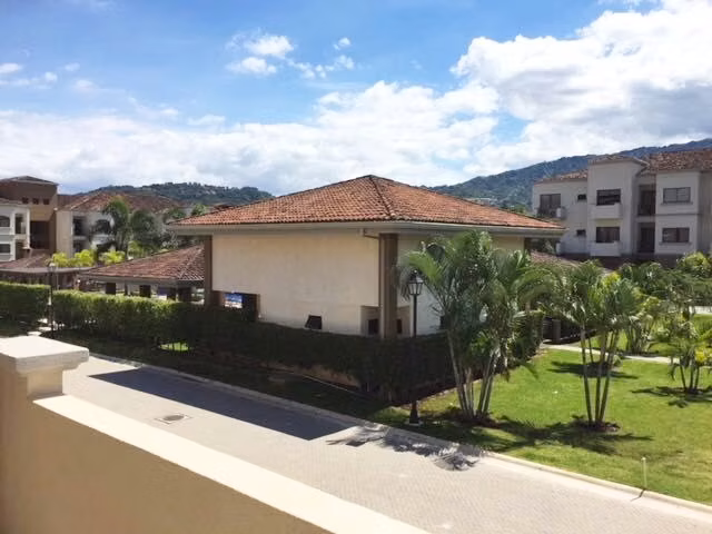 Oferta! Montesol, amueblado, hermoso-fino-como nuevo, 1 hab, A/C, 1.5 baños, terraza, patio. - Imagen 14