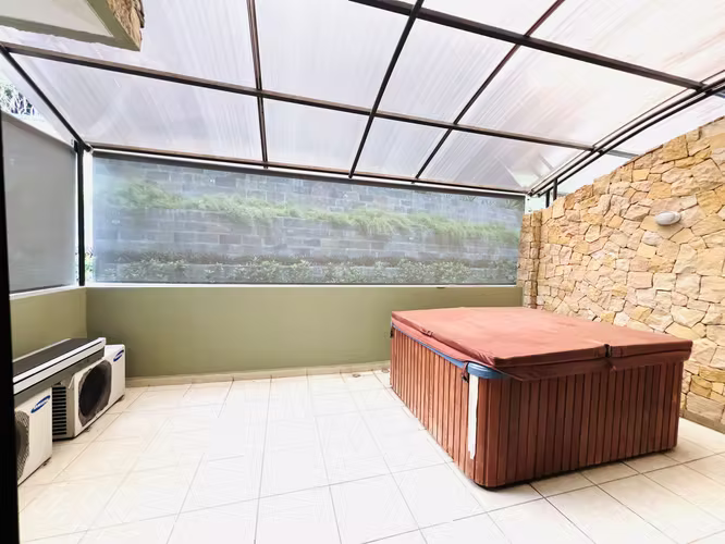 Venta de Apartamento Oportunidad Única en Santa Ana !