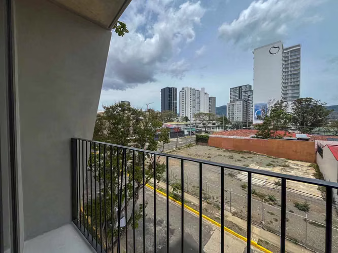 Venta de apartamento amueblado con vista a la ciudad