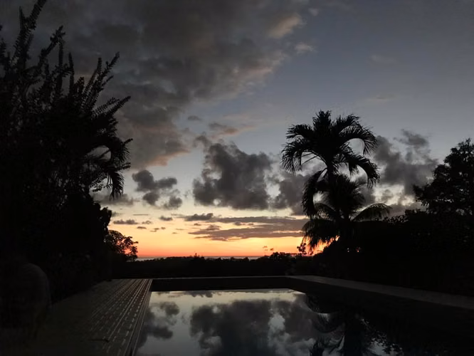 Propiedad con piscina y Vista al Mar, Playa Ojochal, Osa, Puntarenas