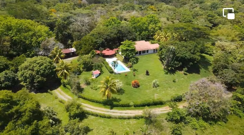 Propiedad con piscina y Vista al Mar, Playa Ojochal, Osa, Puntarenas